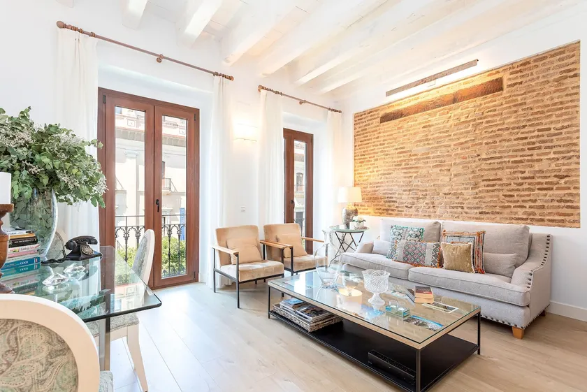 SevillaHome- Ave Cesar - Image 1