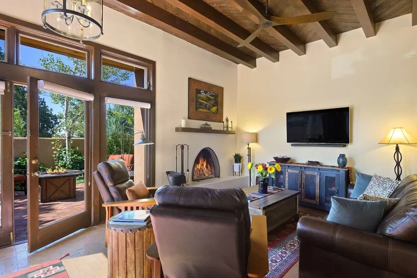 Casa Mariani - Stylish, Private, Serene - NEW LISTING - Image 1