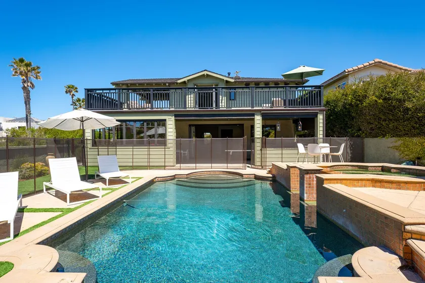 1520MBR Shangri-La on the Shores - Image 1