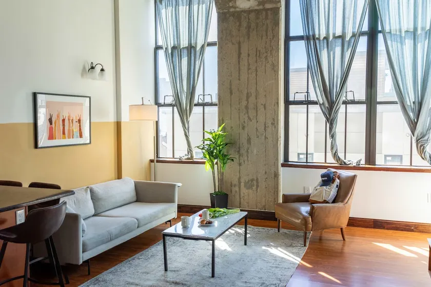 Sosuite | 2BR Apt w W/D, Gym, On-Site Restaurant - Image 1