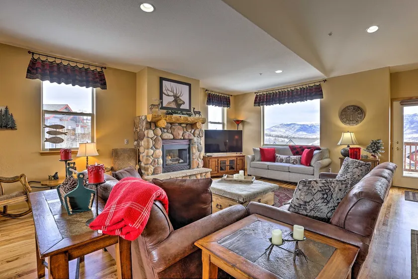 11 Mi to Keystone: Silverthorne Condo w/ Deck - Image 1