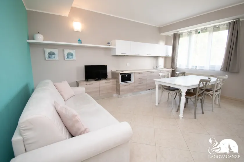 Luxury Martina Appartamenti - Image 1
