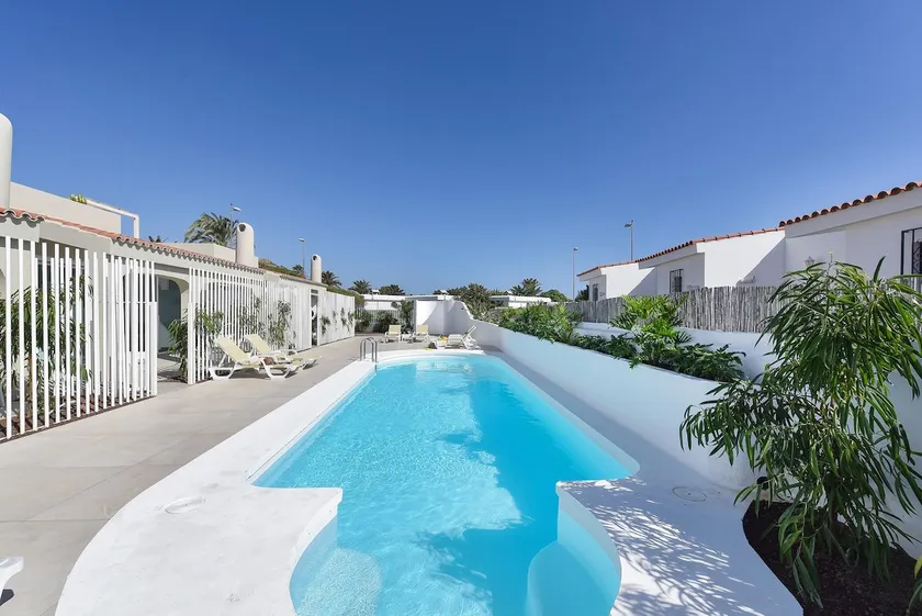 VelSuites Playa del Ingles by VillaGranCanaria - Image 1