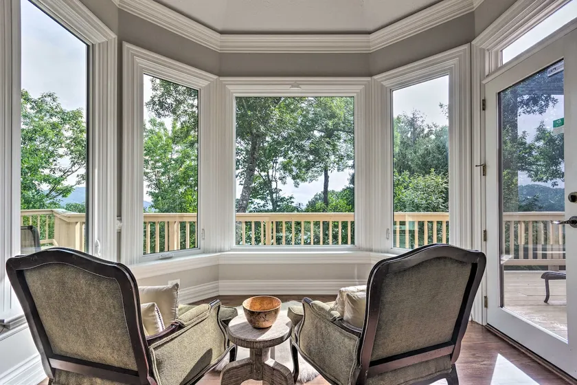 Spacious Elk Mountain Sanctuary w/ Deck & Views! - Image 1