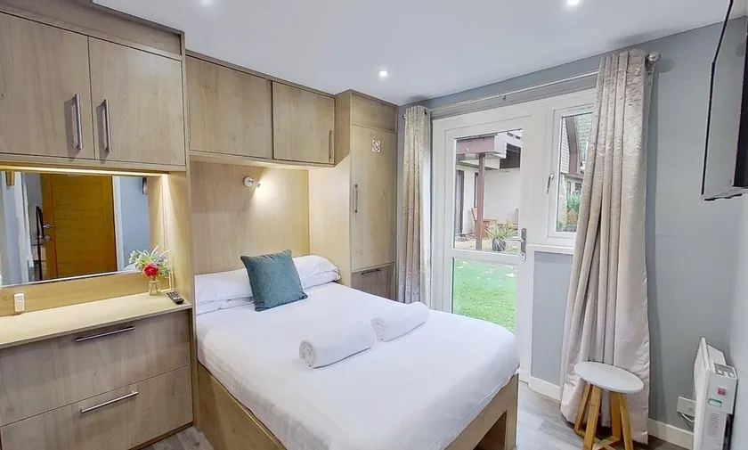 23 Trevithick Court, Tolroy Manor - Image 1