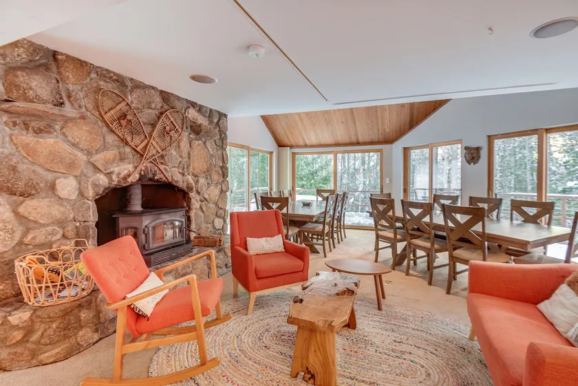 White Mountain Escape w/ Separate In-Law Suite! - Image 1
