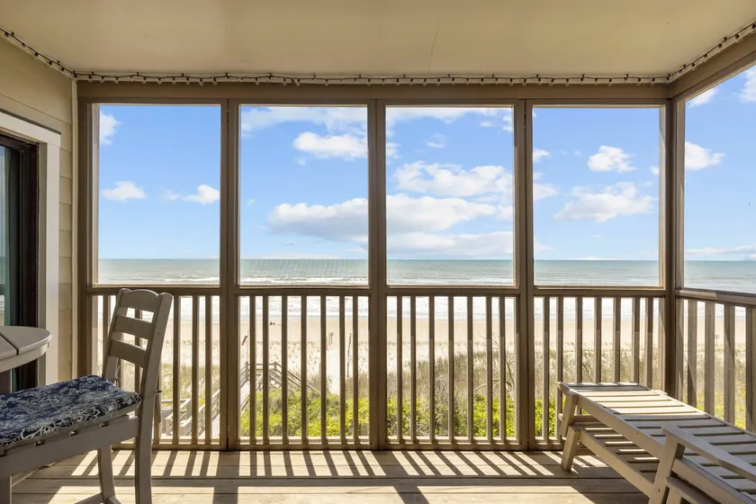 Point Prospect Shores condo - Image 1
