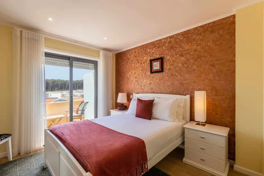 Vista Mare Beach Apartment 3 by Porto City Hosts - Image 1
