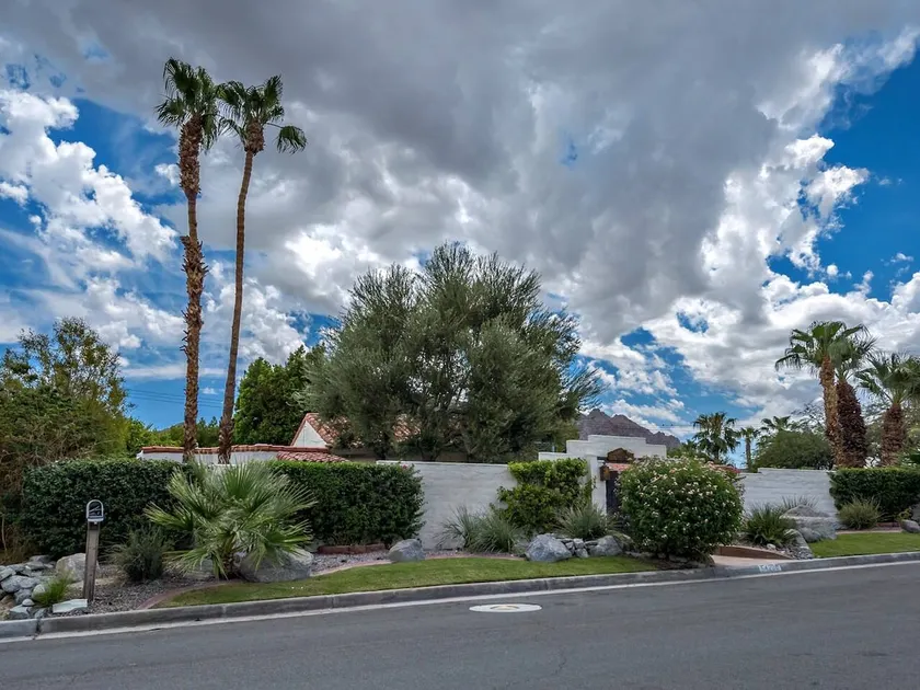 3 Bdrm beauty with pool/spa Permit #225610 - Image 1