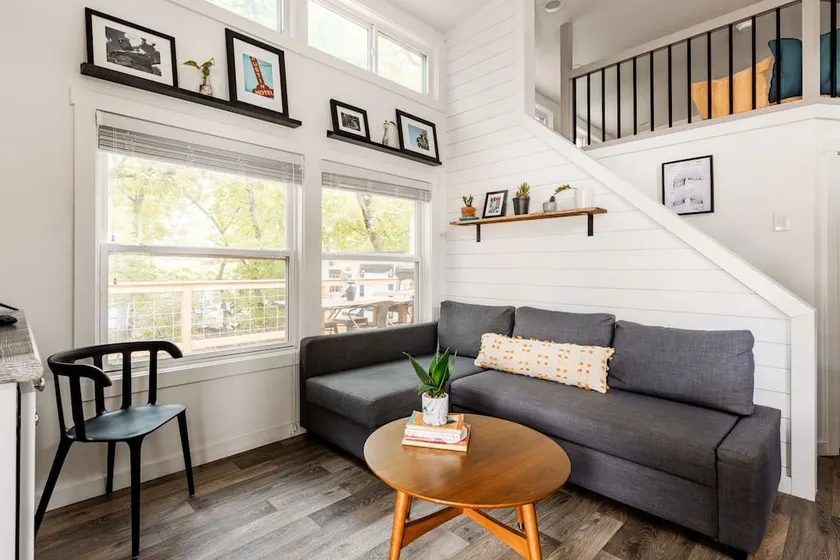 Moonshine Cottage | Free Bikes | East Austin Stay - Image 1