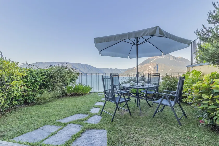 La Dolce Vista - Image 1