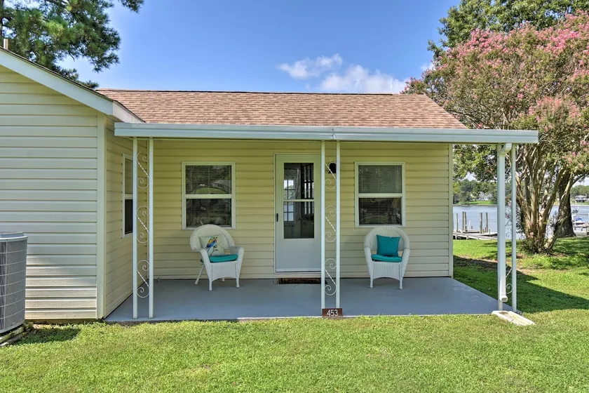 Romantic Waterfront Abode with Patio & Dock! - Image 1