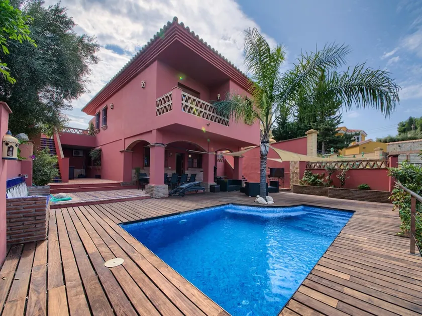 Holidays2Malaga Candado House pool & garden - Image 1