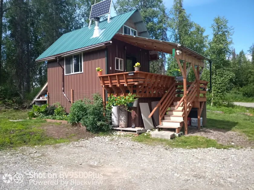 Homestead Cabin West - Image 1