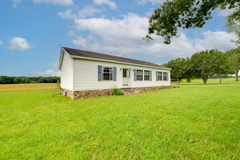 Warm & Inviting Family Home - 2 Mi to Golf Course! - Image 1