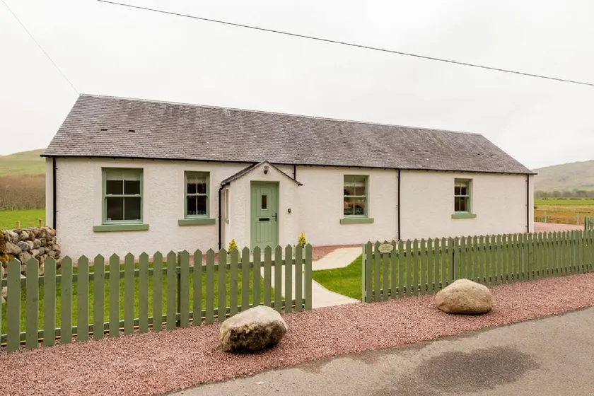 Balbeg Cottage - Image 1