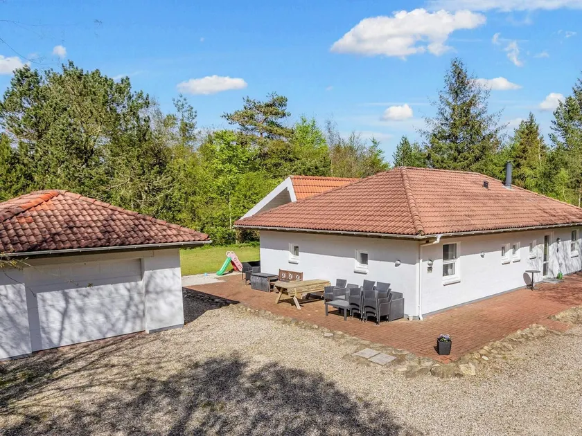 8 Person Holiday Home in Hojslev-by Traum - Image 1