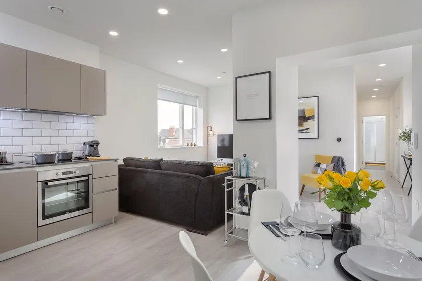 Luxury Serviced Apartments Stevenage, Hertfordshire - Image 1