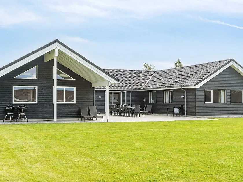 20 person holiday home in Stege - Image 1