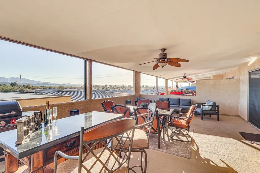 Walkable Waterfront Oasis w/ London Bridge Views! - Image 1