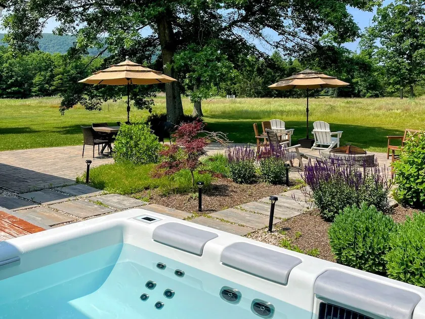 5 Stars w/ Hot Tub, Sunny Patio, Game Room, Views! - Image 1