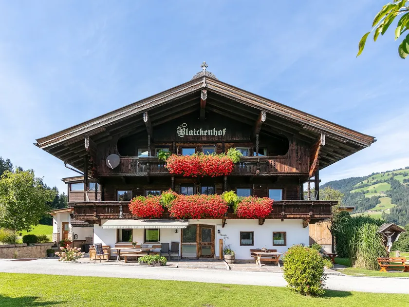 Rustic farm appartement near ski bus - Image 1