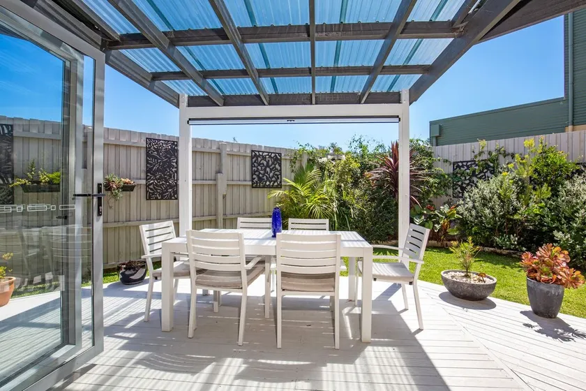 Thalassa I Pet Friendly I 2 Mins Walk to Beach - Image 1