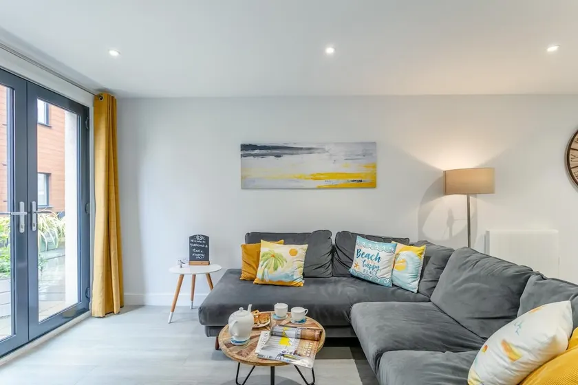2 Middlecombe - Luxury Apartment at Byron Woolacombe, only 4 minute walk to Woolacombe Beach! - Image 1