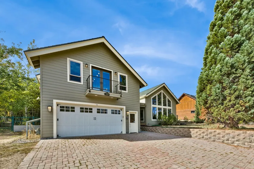 Snow Mtn Lodge 4BR/2.5BA Luxury Home - Image 1