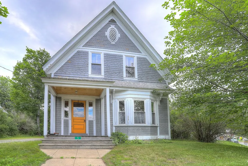 🐾5 Pleasant Street - Conveniently located in town, dog friendly - Image 1