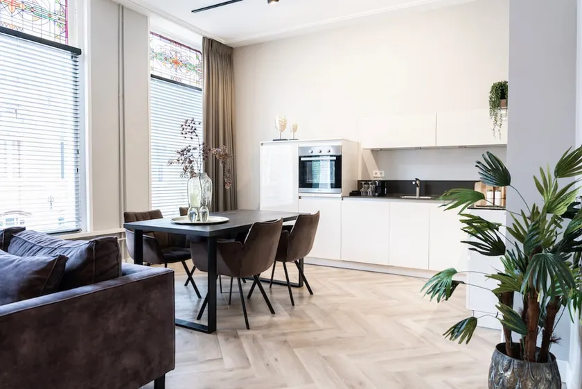 XXL Loft with bathroom located in the City Villa Tilbu - Image 1