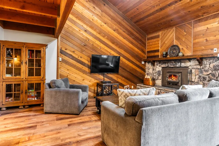 Pet & Family-Friendly Mountain Condo 480 - Image 1