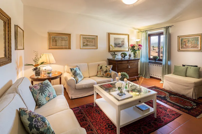 Apartment in Lucca with 2 bedrooms sleeps 4 - Image 1