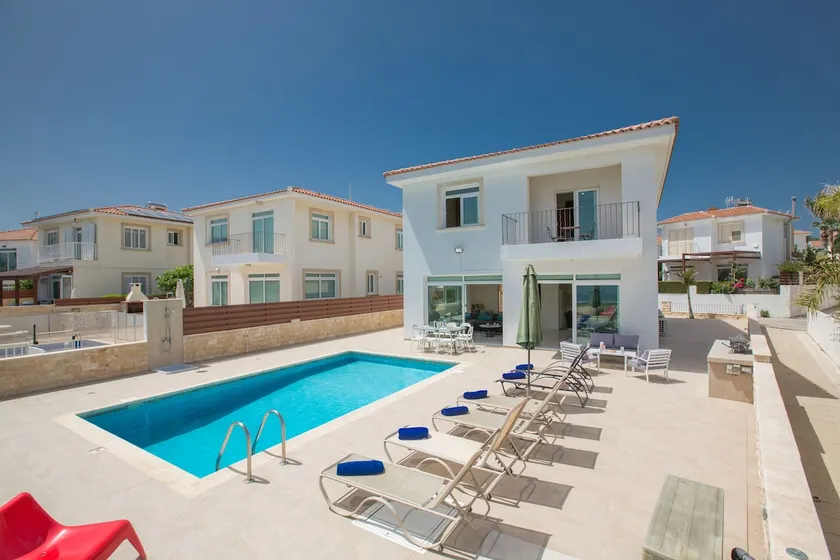 Protaras Holiday Villa Dv16 - Image 1