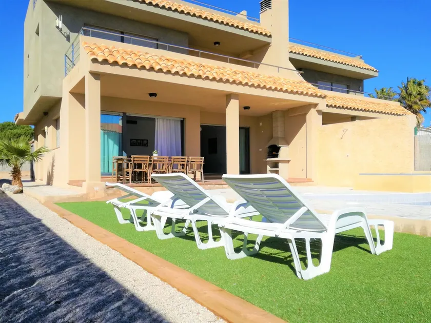 Villas Marina del Port - Image 1