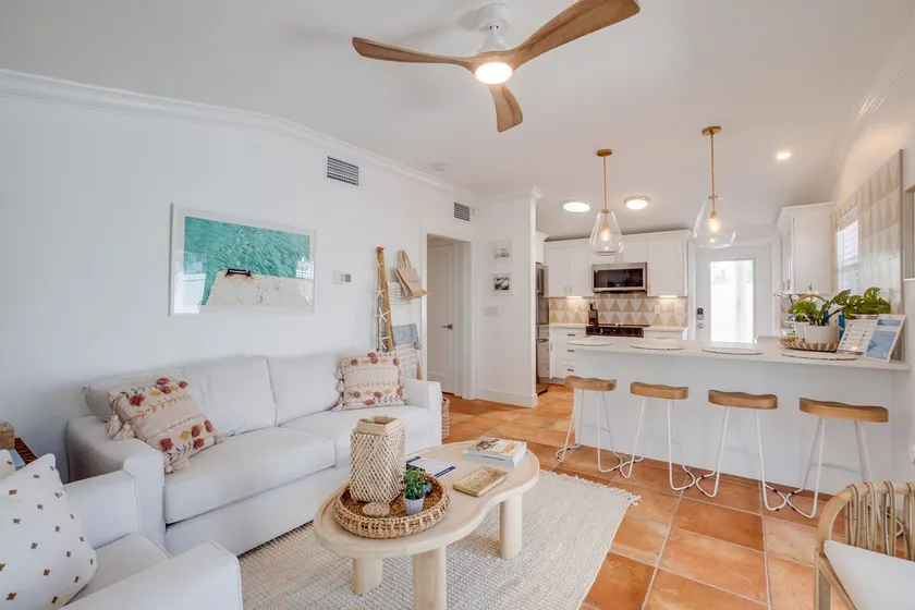 Cozzi Cottage located only steps to the white sandy beaches complete with rooftop terrace - Image 1