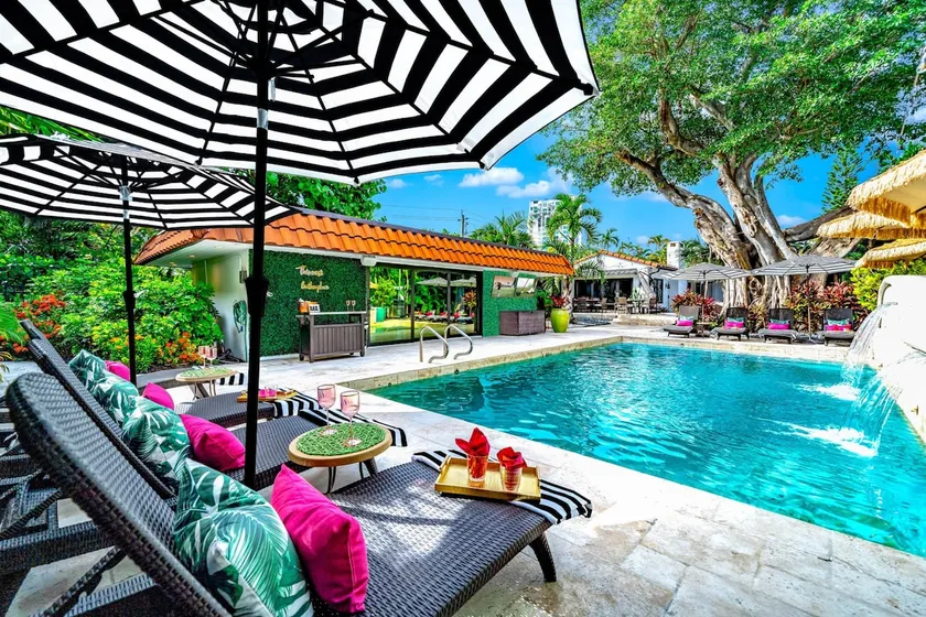 #1 Beach Estate Las Olas Beach Best Location - Image 1