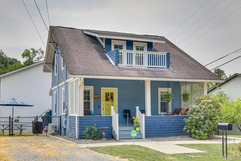 Pet-Friendly ‘Murph Landing’ - 1 Mile to WVU! - Image 1