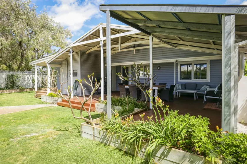 Abbey Bay Cottage - Pet Friendly, Wifi, Busselton - Image 1