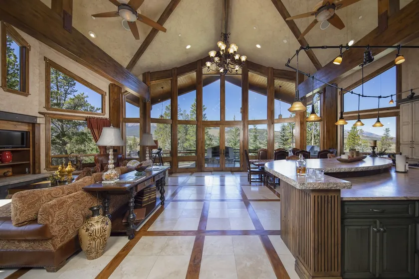 Hot tub, private shuttle, outdoor entertaining! - Image 1