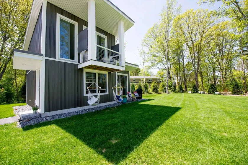 Modern Cottage with Ocean Access & Wildlife - Image 1
