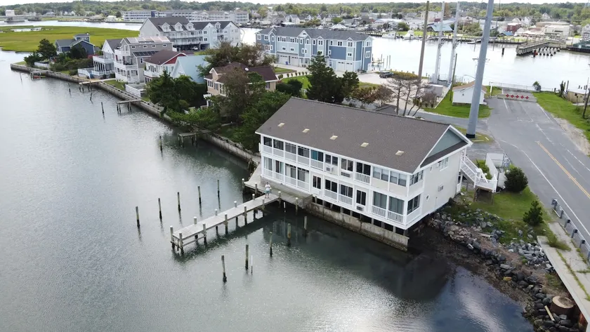 The Pearl at Marsh Island - Image 1