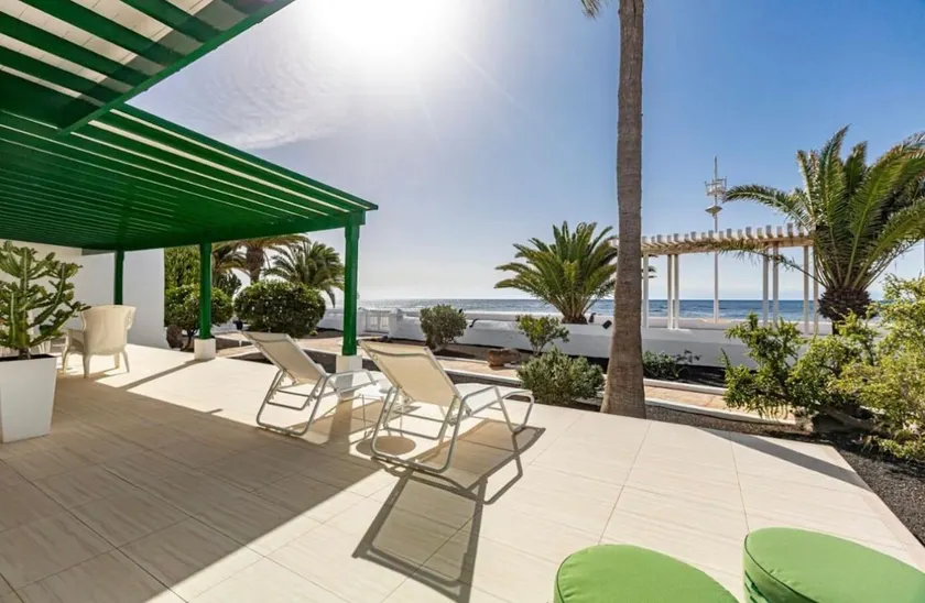 Luxury Villa Sea Front -La Orilla - Image 1