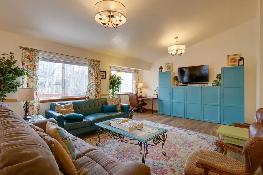 8 Mi to Copper Mtn: Dtwn Frisco Retreat w/ Deck! - Image 1