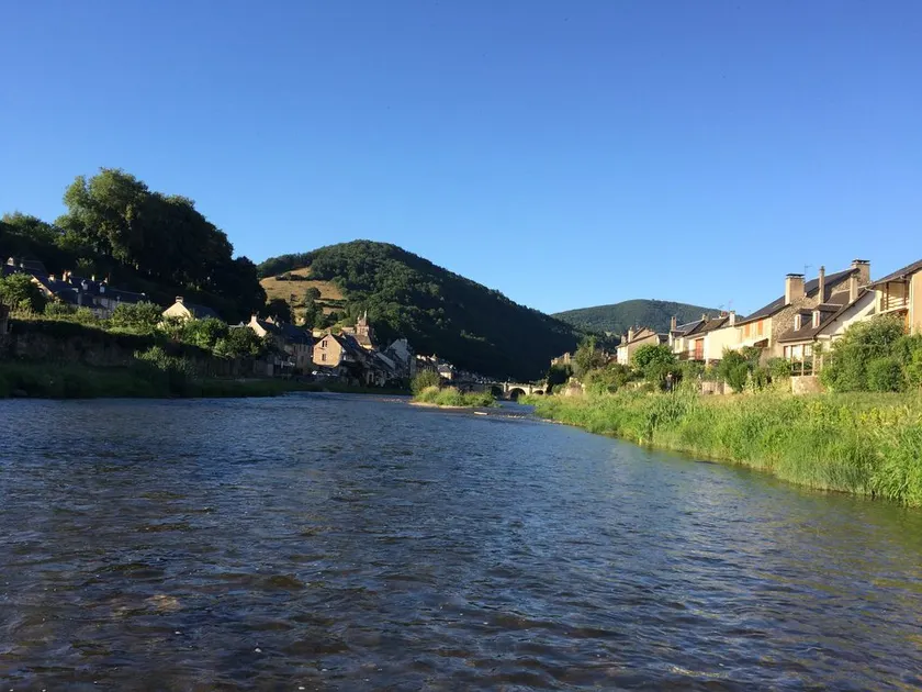 Charmerende sommerhus beliggende i en grøn dal langs floden - Aveyron - Image 1
