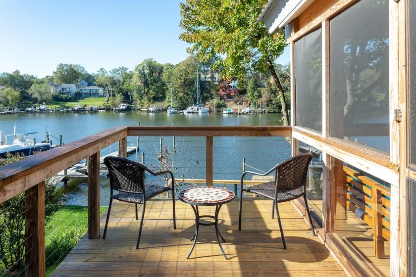 12 M to Naval Academy | Waterfront Paradise - Image 1