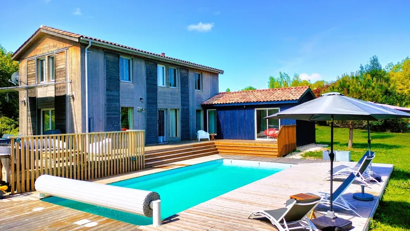 Wooden home, heated pool, AC, Villereal, 8 guests - Image 1