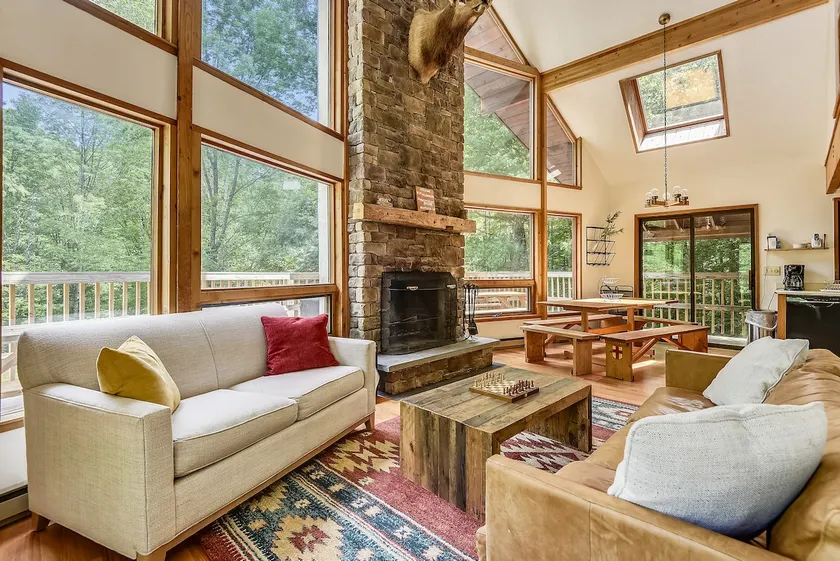 Northeast Passage Chalet - Image 1