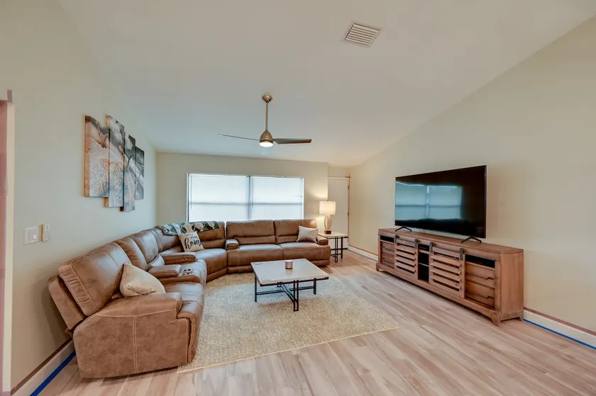 1 Mi to Golf: Sebring Condo w/ Pool Access! - Image 1