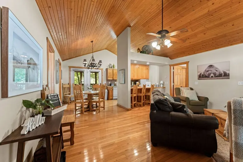 Cozy Stonebridge Cabin, near Silver Dollar City - Image 1